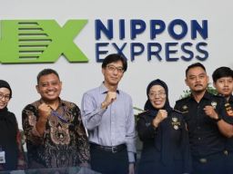 Bea Cukai Bekasi Tinjau Perusahaan Penerima Fasilitas Tempat Penimbunan Berikat