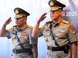 Sertijab Wakapolda Sulawesi Barat, dari Brigjen Pol Rachmat Pamudji ke Brigjen Pol Hari Santoso