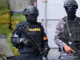 Pemasukan Peti Kemas Bermuatan Ballpress di Pelabuhan Tanjung Priok