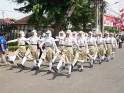110 Regu Peserta Ikut Lomba Gerak Jalan Tingkat SMA di Bangkalan