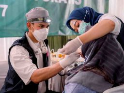 Maesa Dental Clinic Berikan Layanan Kesehatan Gratis bagi Ratusan Warga Tangerang