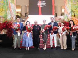Plaza Indonesia Fashion Week 2025 Menyatukan Tiga Kategori Fashion