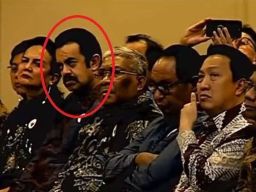 Segenap Tanda Persembunyian Riza Chalid