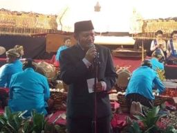 Puncak HUT SMPN 1 Ponorogo Dimeriahkan Dengan Pagelaran Wayang Kulit