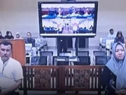 2 Koruptor Anggaran Diskoperindag Gresik Divonis 1 Tahun Penjara