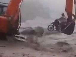 Vonis Pidana Penjara ke Penambang Ilegal di Desa Wiyu Sangat Ringan