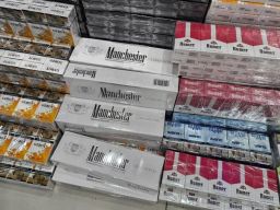 Rokok Ilegal dari Batam Beredar Luas di Madura