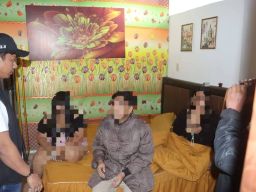 Puluhan Pasangan Mesum Terjaring Razia di Hotel Raya Berastagi
