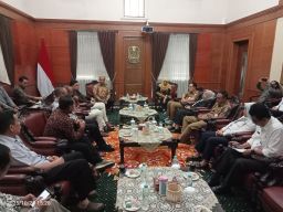 Pengusaha Temui Gubernur Jawa Timur untuk Rencana Investasi di Sektor Pertanian