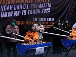 Bea Cukai Kudus Musnahkan Rokok Ilegal Senilai Rp 15 Miliar