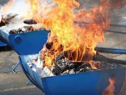 Bea Cukai Blitar Musnahkan 1 Juta Batang Rokok Ilegal