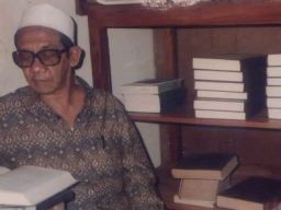 KH Harits Dimyathi dan Kitab Sejarah dari Tremas