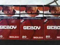 4 Warga Pamekasan Diadili Karena Jual Rokok Tanpa Cukai