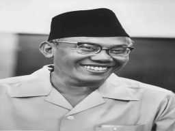 Syafruddin Prawiranegara Penantang Kekuasaan dari Jakarta hingga Hutan Sumatra