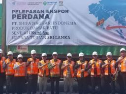 PT Shifa Naghari Indonesia Ekspor Damar Batu ke Sri Lanka
