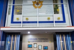 Petugas Bea Cukai Gadungan Peras Sopir Rokok Ilegal dari Madura