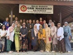 DAIKIN Dukung Pembukaan Balai Warga RW 04 Kampung Ketandan Surabaya