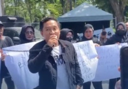 Menghalangi Kerja Wartawan, Moch Abdullah Divonis Bersalah
