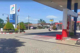 Beli Pertalite Pakai Motor Suzuki Thunder, Triyoso Dimasukkan ke Sel Tahanan