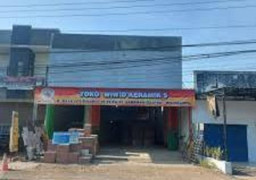 Admin Toko Keramik Wiwit 3 Didakwa Penggelapan Rp 581 Juta