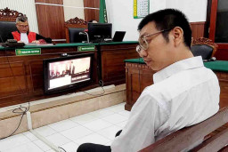 Gelapkan Uang CV Berkat Jaya Abadi, Jefrie Golaw Divonis 2 Tahun