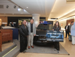 Plaza Indonesia Umumkan Pemenang Grand Draw Audi A5 dan Volvo EX30