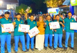 Rengkuh 4 Medali Emas LKS 2026, SMKN 1 Jenangan Terbaik di Jawa Timur