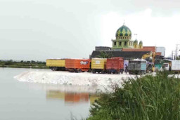 Proyek Urug di Desa Tambak Beras Tidak Pamit ke Kades