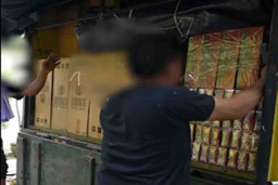 2 Sopir Angkut Rokok Ilegal di Banyuwangi Dipenjara 3 Tahun dan Denda Miliaran