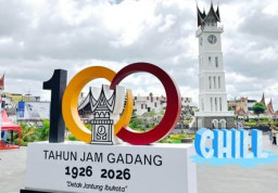 Ternyata Menara Jam Gadang Bukittinggi Dirancang Cuma Pakai Putih Telur