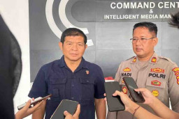 Polrestabes Surabaya Tangkap Pencuri Sandaran Kursi Besi