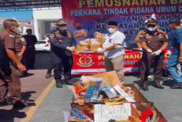 2 Pengedar Rokok Ilegal di Sampang Divonis Penjara dan Denda Rp 871 Juta