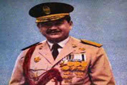 Acub Zainal Jadi Bapak Arema dan Sang Pembangun Papua