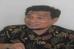 Asrinaldi, Profesor Politik Pertama di Sumatera Barat