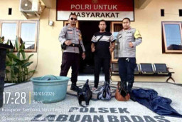 Polsek Labuhan Badas Bubarkan Sabung Ayam di Desa Karang Dima