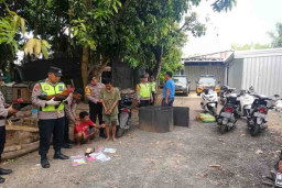 Polsek Bae Bubarkan Aktivitas Sabung Ayam di Desa Panjang