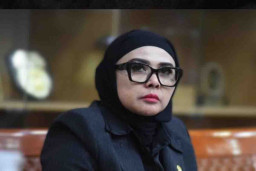 Dewi Juliani Srikandi PDIP dari Riau