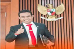 Sosok Hendry Munief, Politikus PKS dari Riau