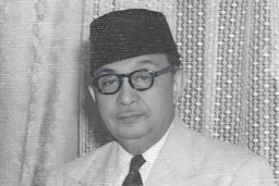 Dokter Hewan Pencipta Novel Siti Nurbaya
