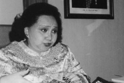 Mengenang Sri Redjeki Sumaryoto, Sosok Menteri Penggerak Hak Perempuan