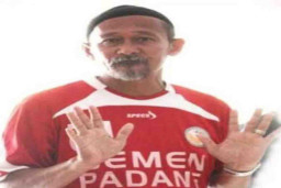 Suhatman Imam, Legenda Semen Padang yang Pencetak Generasi Emas