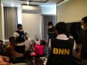 BNN Kota Surabaya Amankan 10 Orang di Twin Tower Hotel and Residence