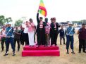 Laksamana Budayawan Gelar Pesta Budaya Lomba Karapan Sapi Panglima TNI Cup