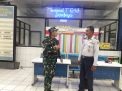 Babinsa Turut Pantau Libur Natal dan Tahun Baru di Terminal Tambak Osowilangon