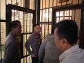 Sidak Ruang Tahanan, Kapolres Kediri Kota Pastikan CCTV dan Kondisi Tahanan Semua Aman