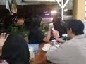 Tim Siber Dusun Gumining Bersama LSM LPHM Pandawa Sidang Warung Karaoke
