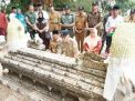 Pj Bupati Bangkalan Ziarah ke Makam Ki Demang Plakaran dan Makam Agung Kecamatan