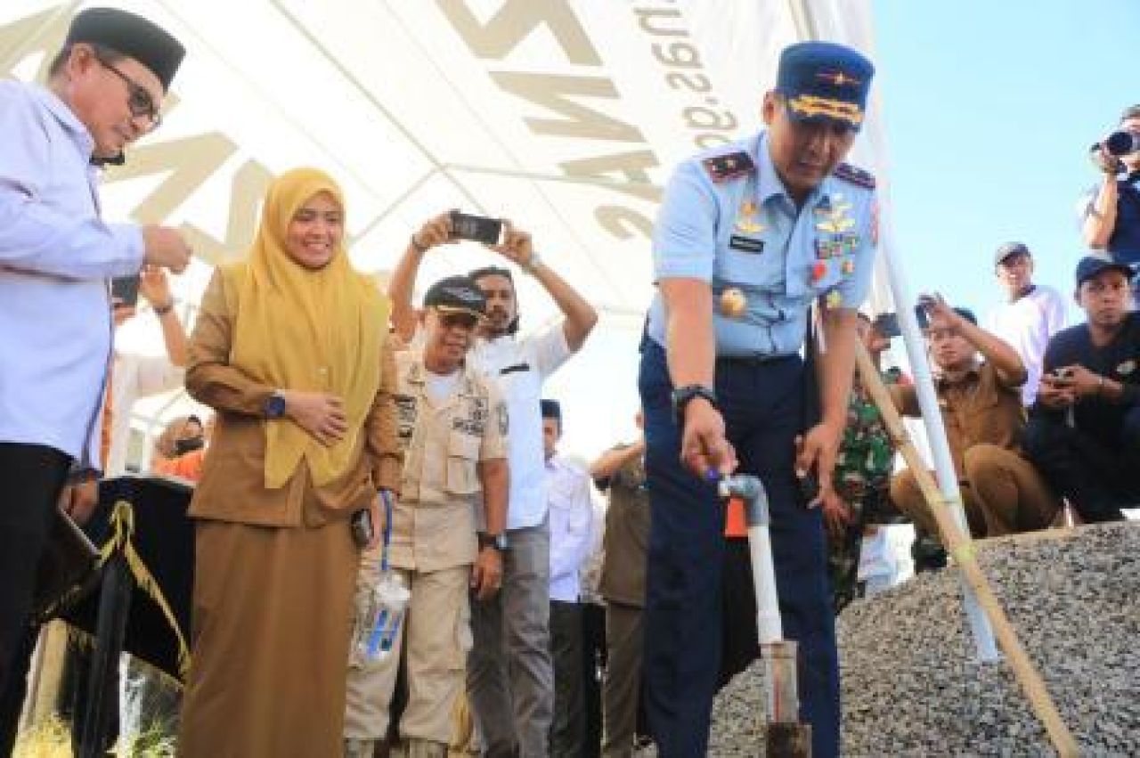 Danlanud Sultan Hasanuddin Resmikan Penggunaan Sumur Bor di Kecamatan Bontoa