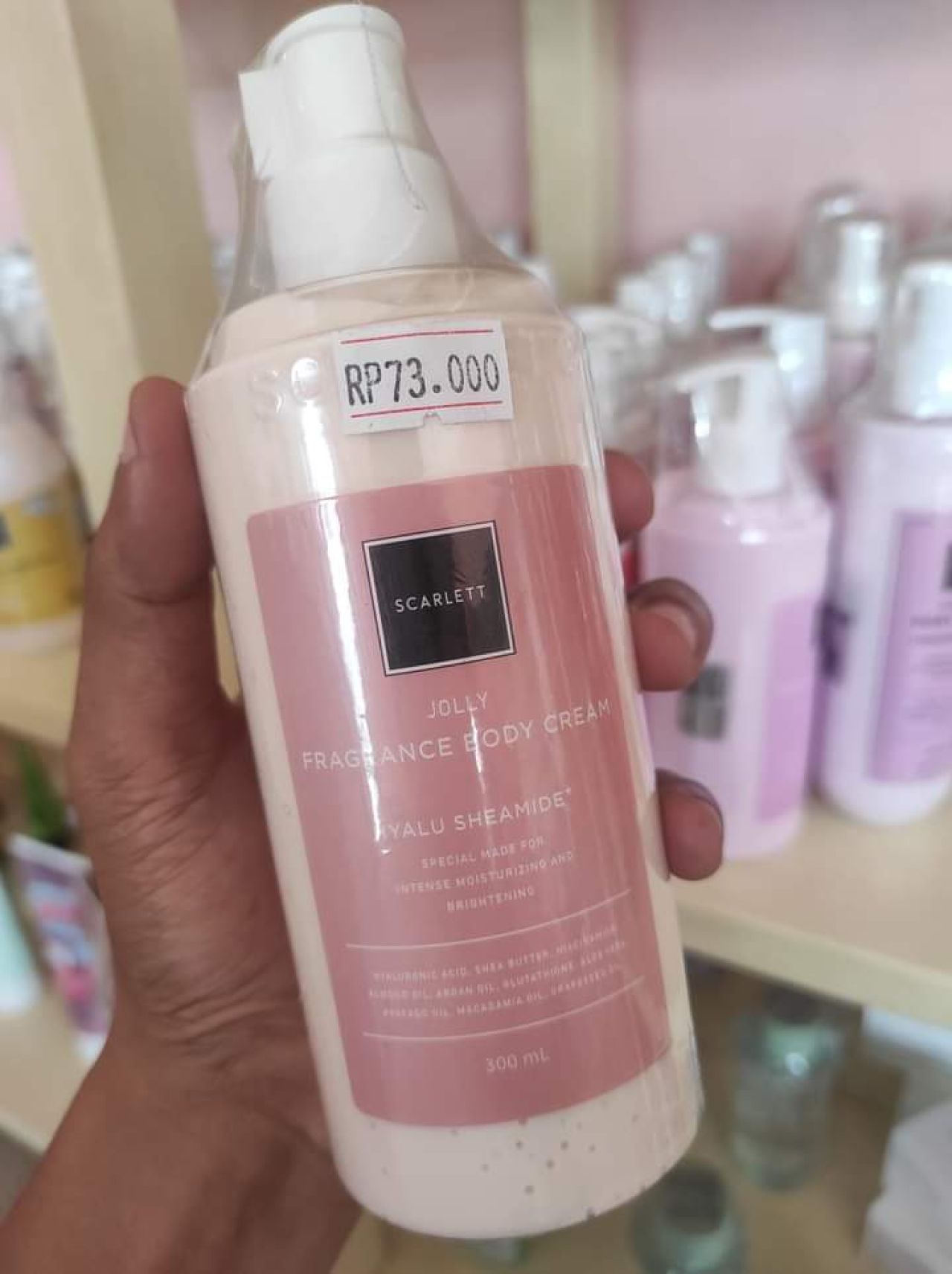 Kosmetik merk Scarlett asli
