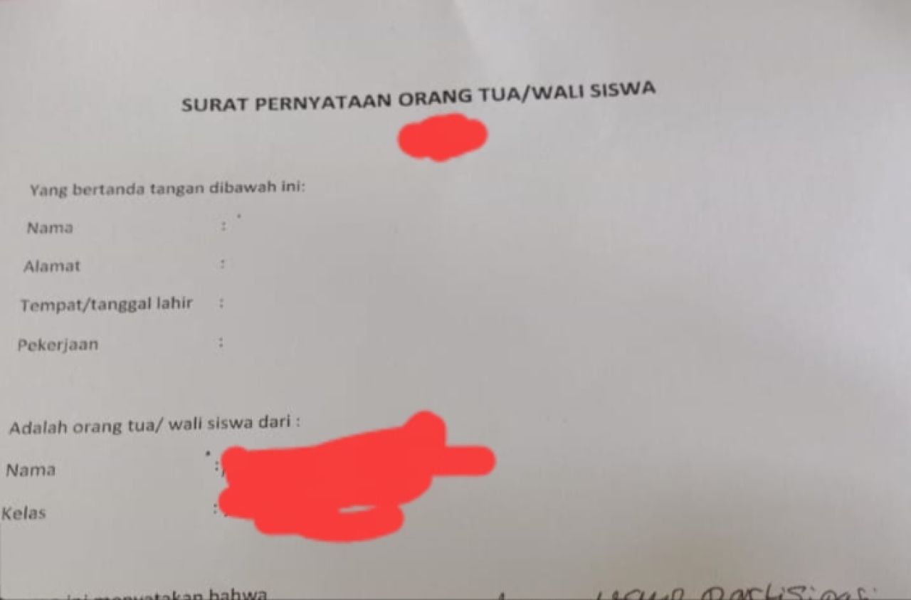 Surat pernyataan yang disodorkan pihak SMAN 1 Dawarblandong ke wali siswa